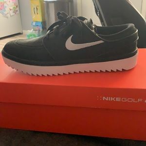 Nike golf janoski never worn.